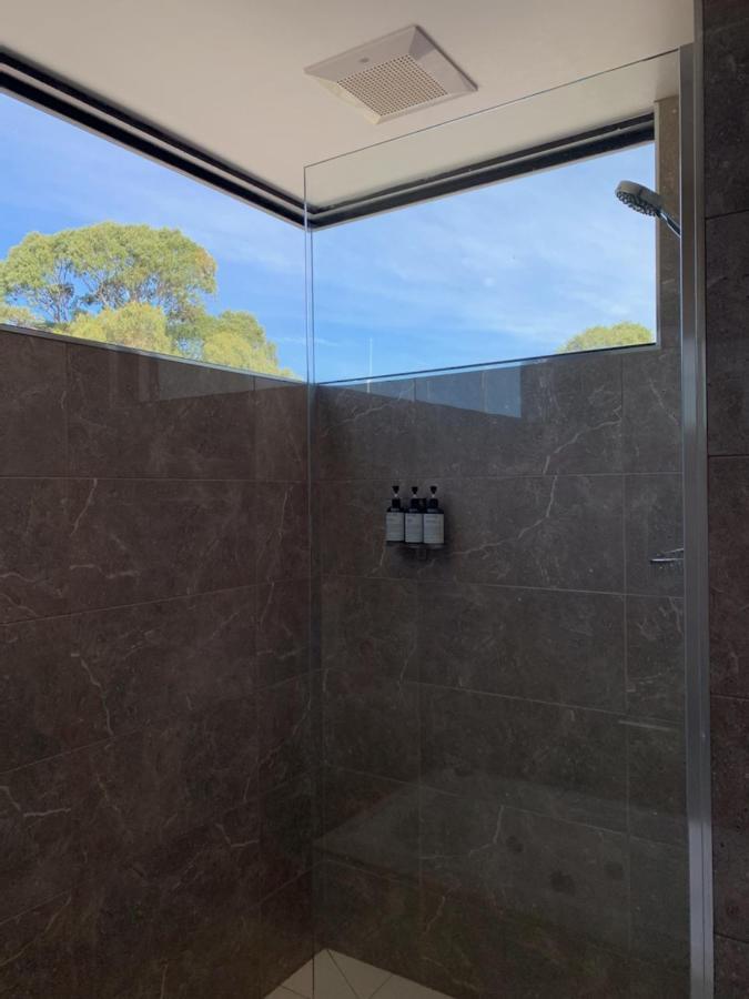 Captains Cove 1St Floor Spa Luxury Apartments - Free Netflix Paynesville Kültér fotó