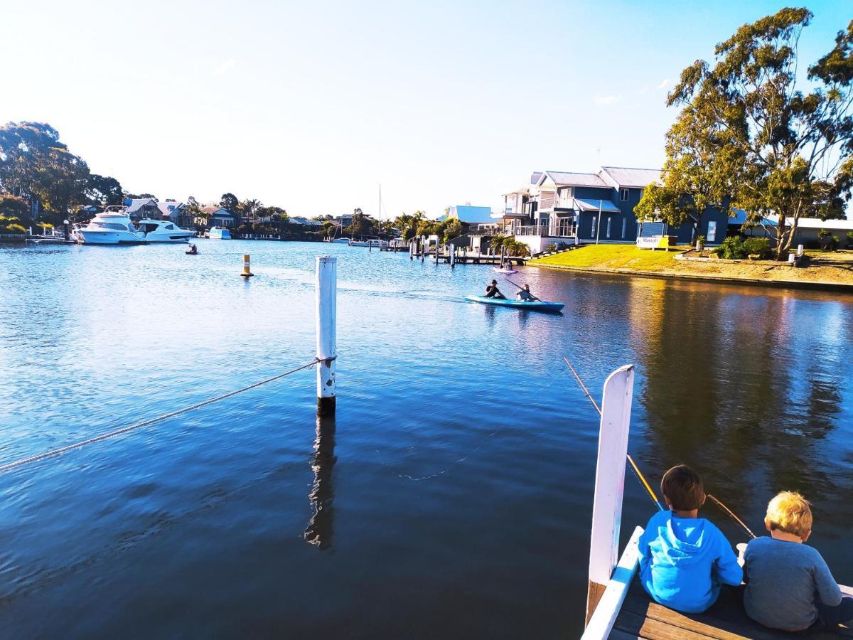 Captains Cove 1St Floor Spa Luxury Apartments - Free Netflix Paynesville Kültér fotó
